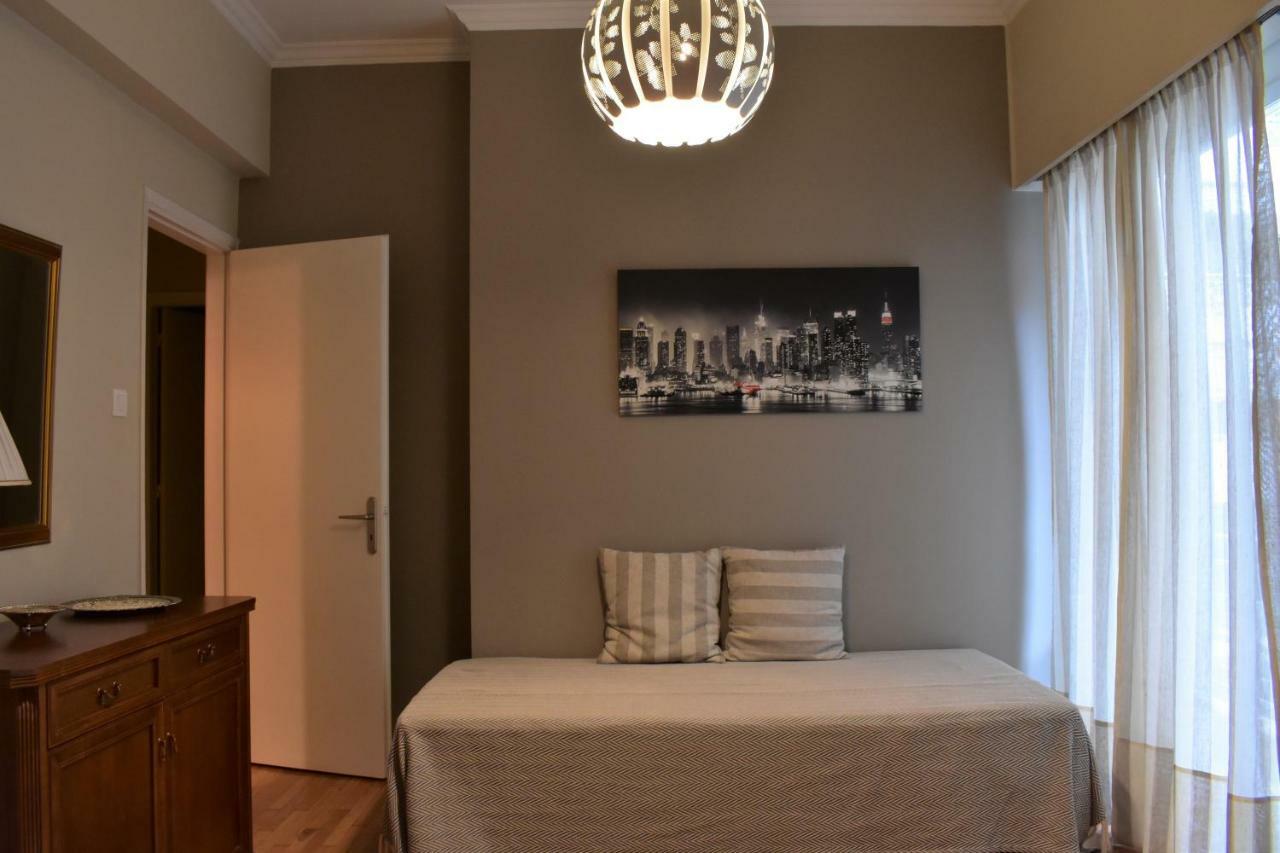 Chic Central Apartment In Evangelismos Metro Station Athènes Extérieur photo